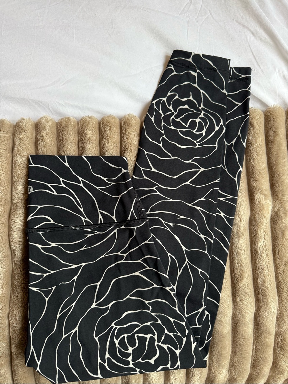 Lululemon Wunder Under Leggings * Luxtreme